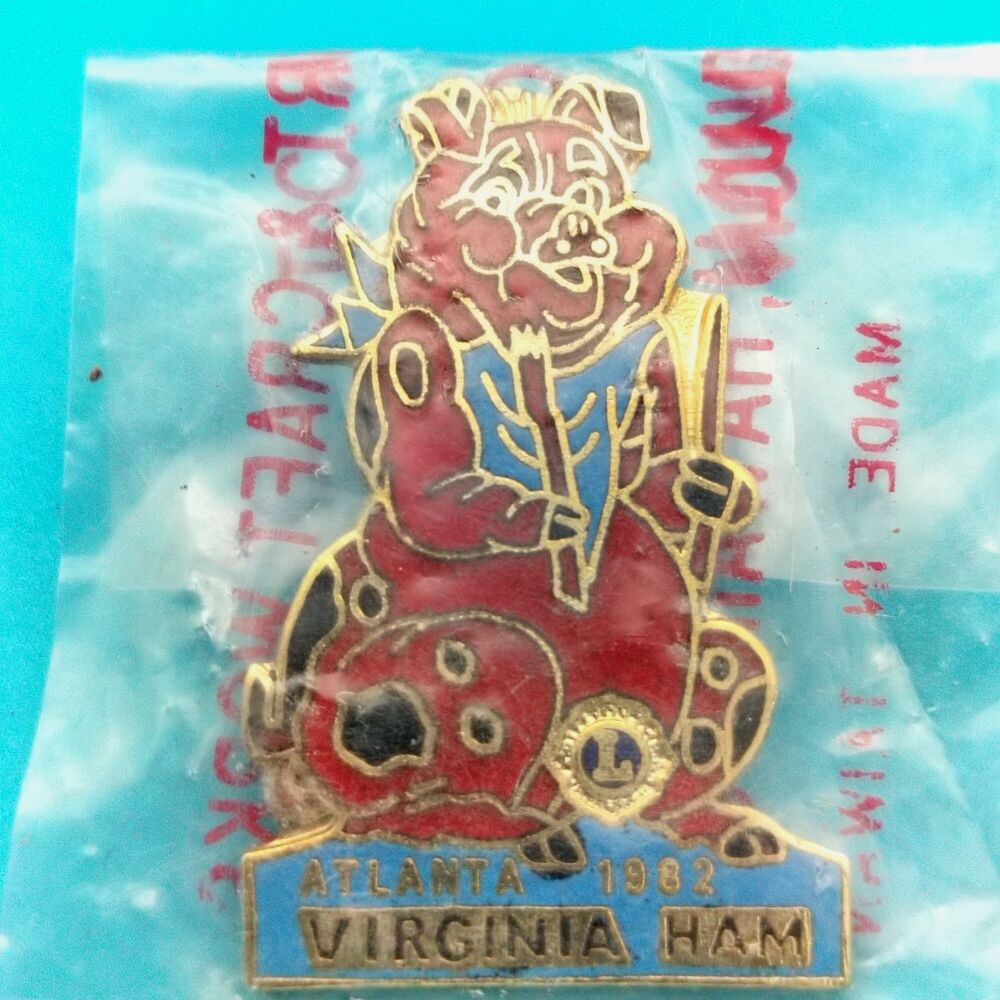 Atlanta 1982 Virginia Ham Lions Club Vintage Pin in Original Plastic Pig Hog
